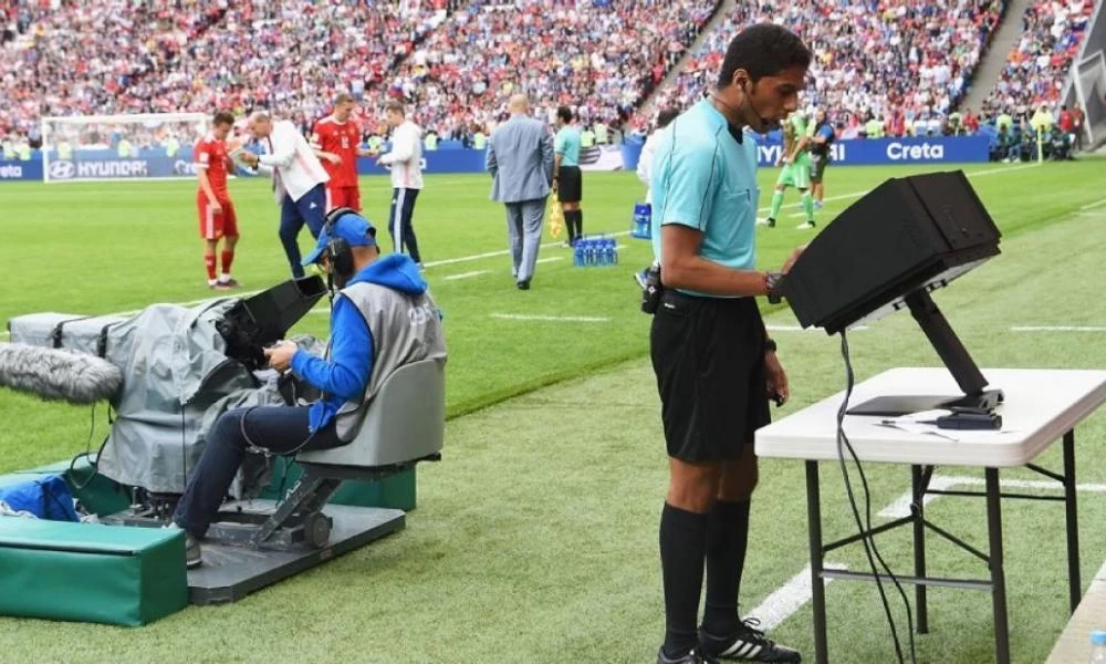 VAR: Έρχονται αλλαγές - Τι θα ισχύει με το χέρι και τη μασχάλη